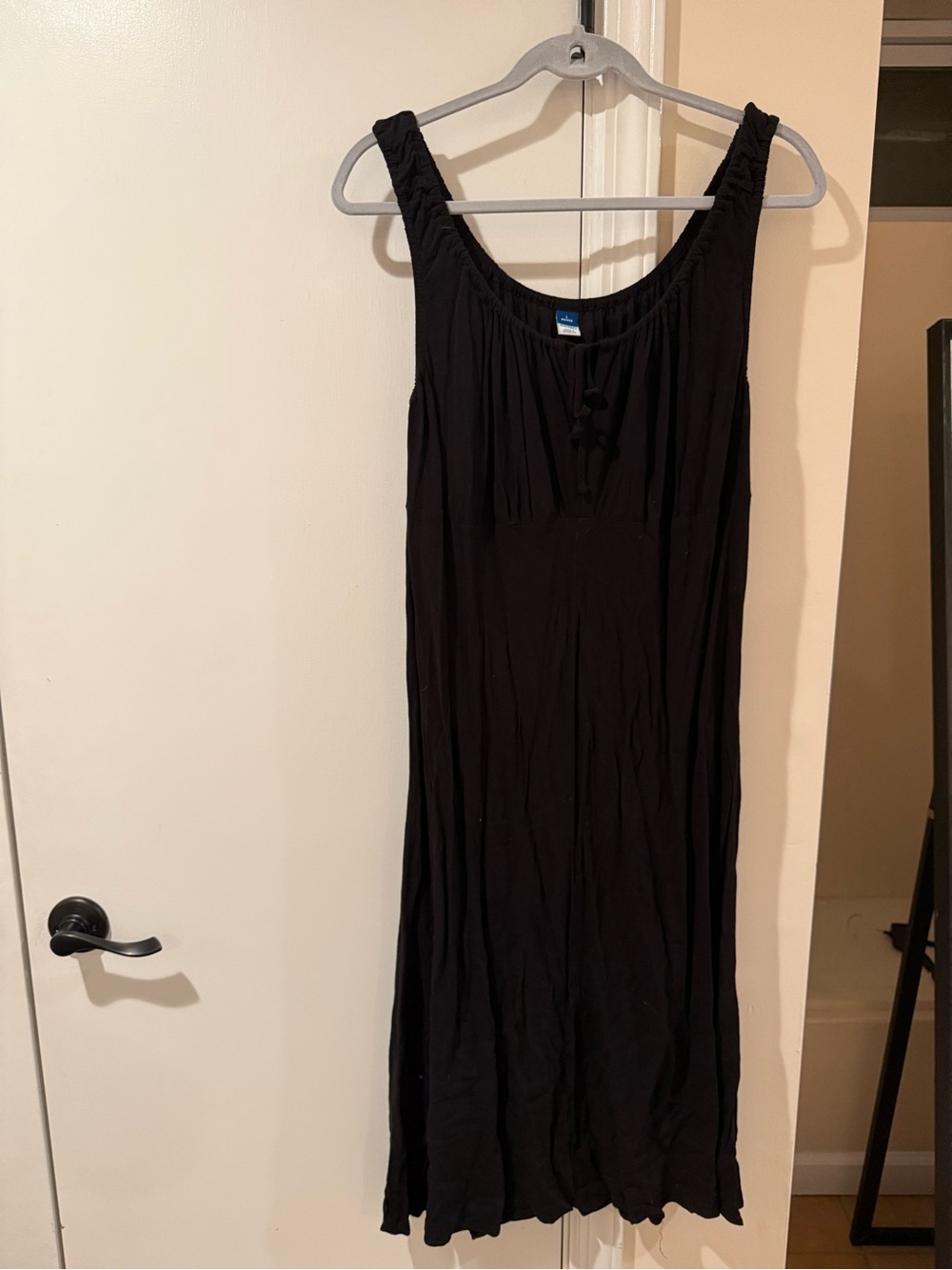 Old Navy Black Sleeveless Maxi Dress